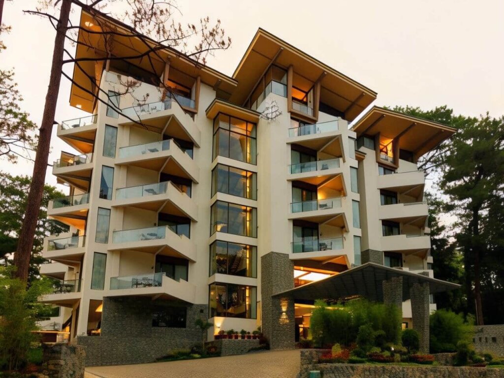 Grand Sierra Pines Hotel